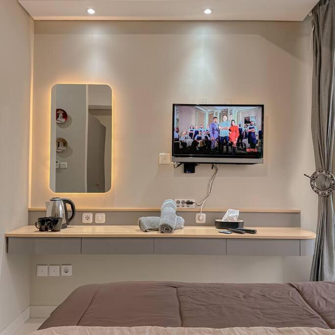 Studio, West Jakarta Oasis, Netflix, Pool, Mall Apartment Exterior photo